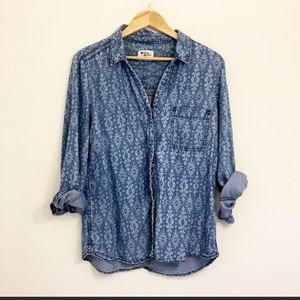 Holding Horses (Sz 8) Damask Print Shirt